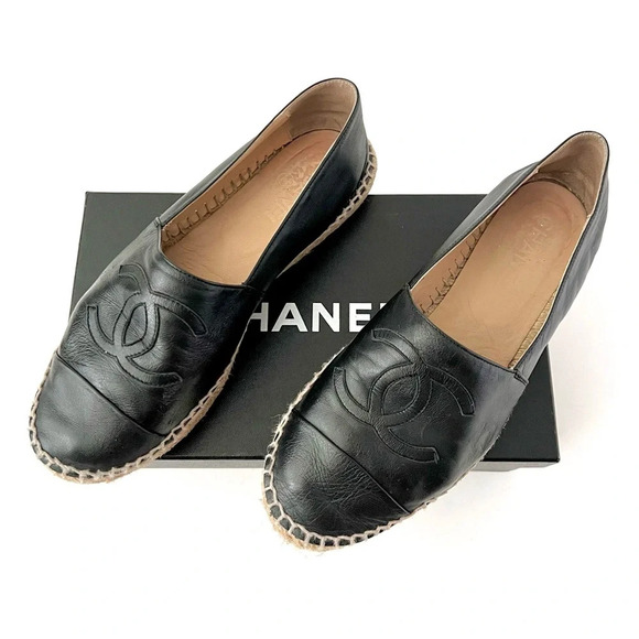 CHANEL Shoes - CHANEL || CC Cap Toe Black Leather Espadrille Loafers Logo Size EU 39